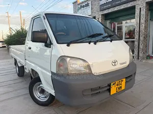 Toyota TownAce 2004 White