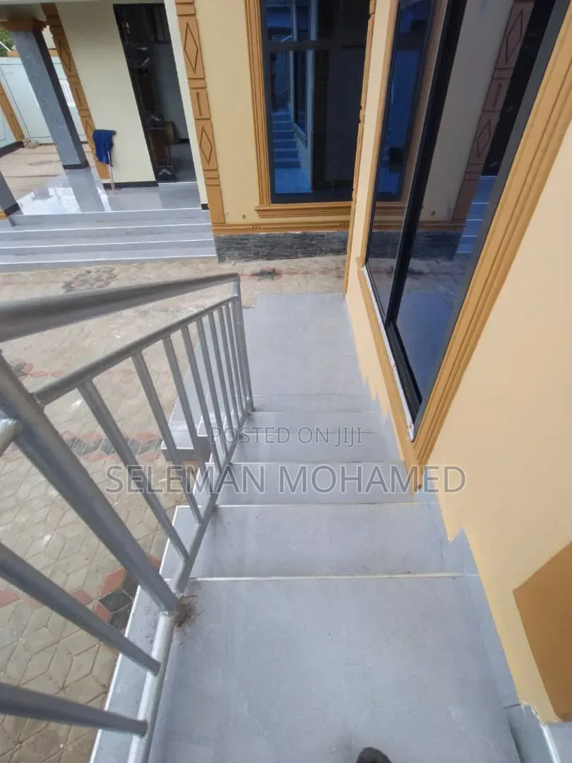 Furnished 6bdrm House in Biriani Real Estate, Mbagala for sale
