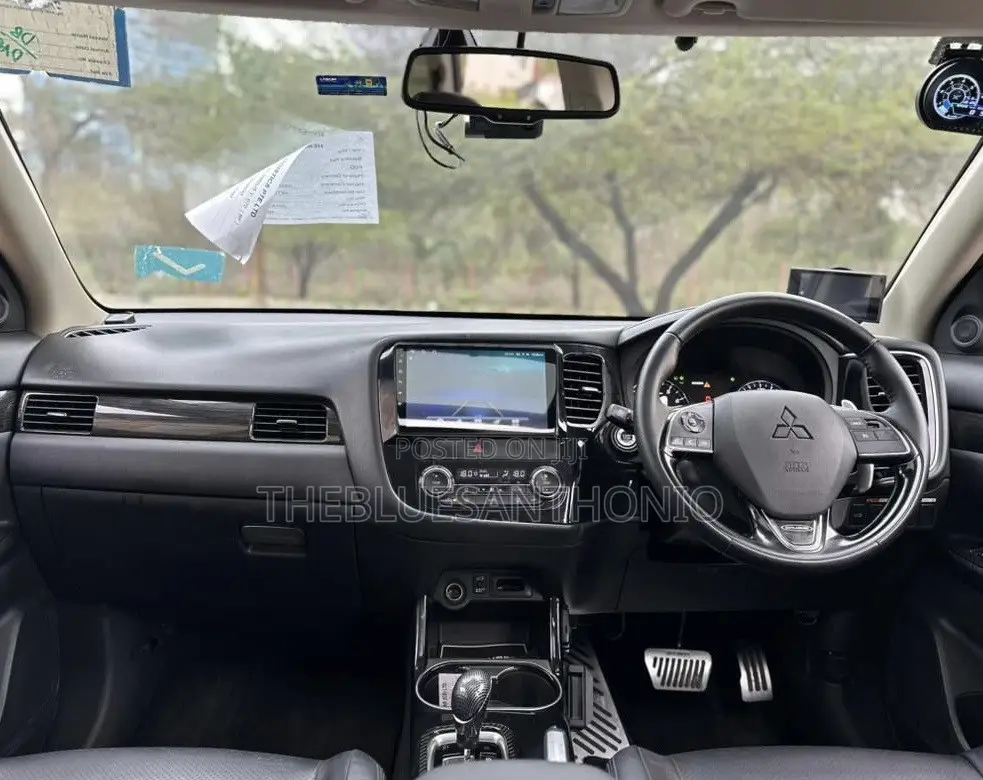 Mitsubishi Outlander 2016 Pearl