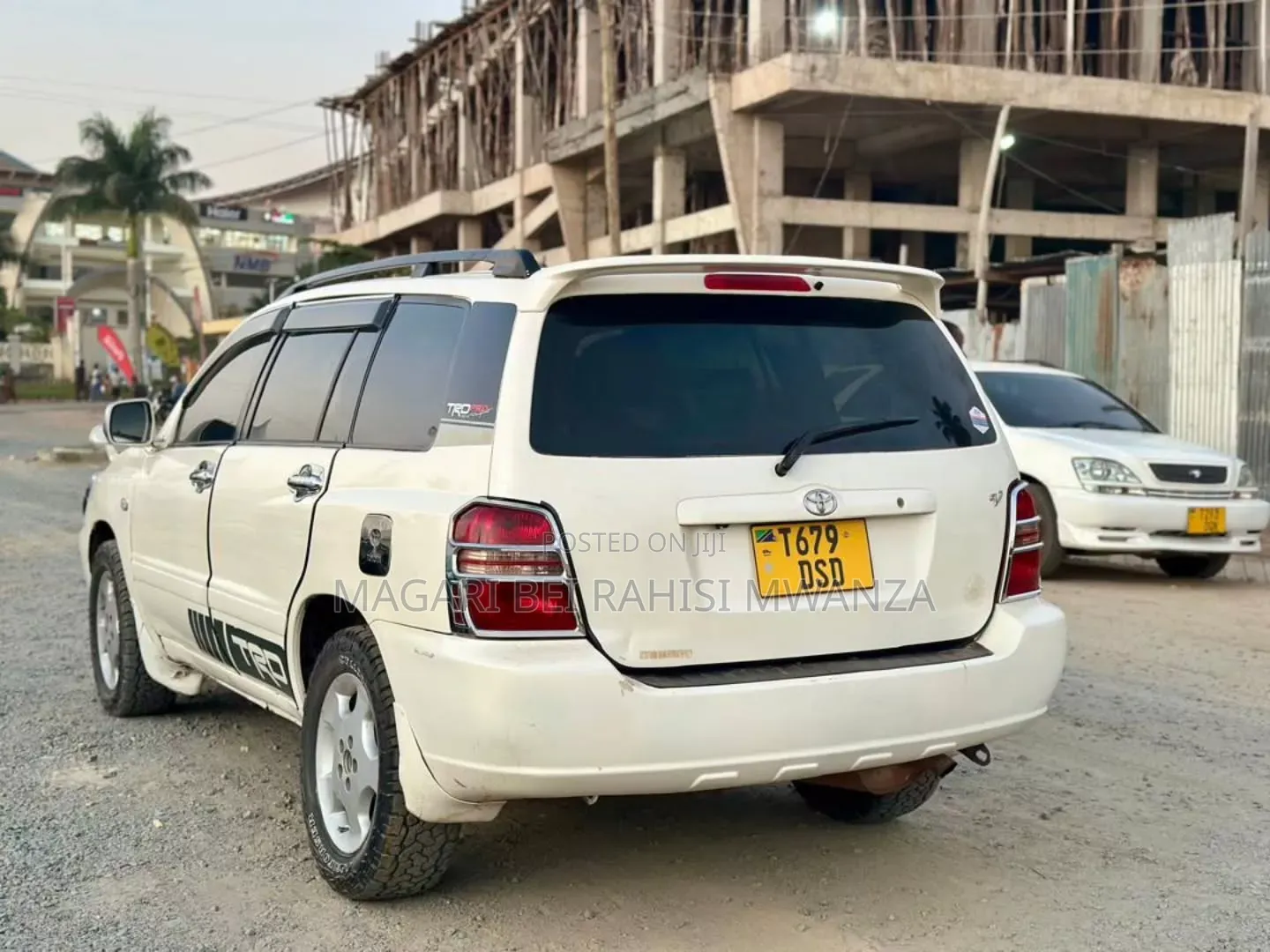 Toyota Kluger 2005 White