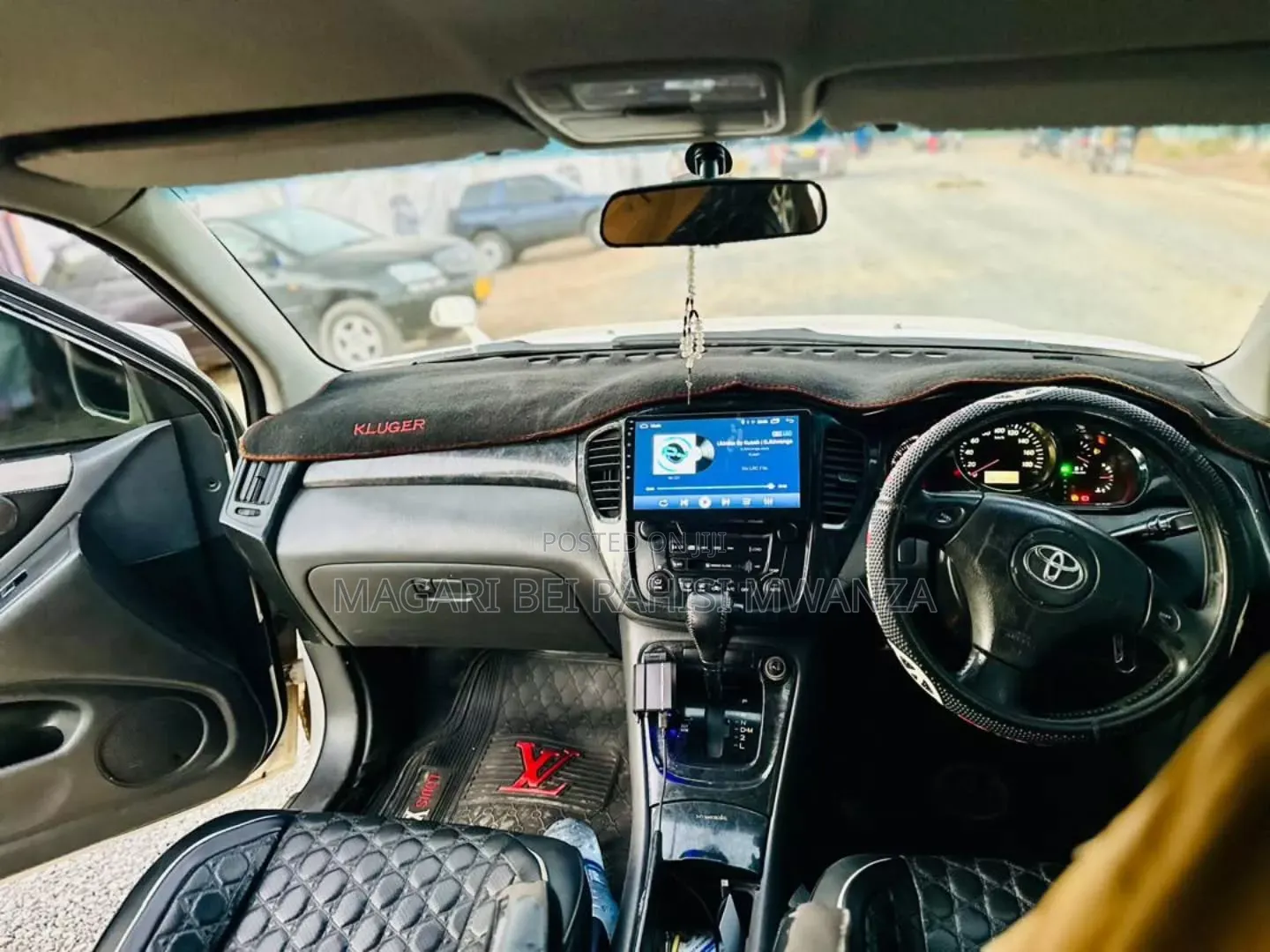 Toyota Kluger 2005 White