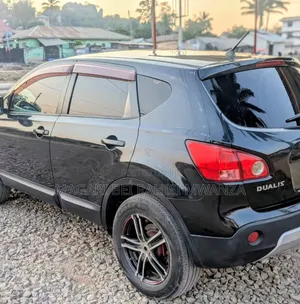 Nissan Dualis 2008 Black