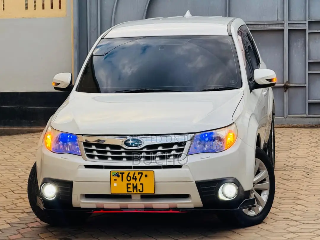 Subaru Forester 2011 White