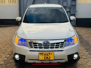 Subaru Forester 2011 White
