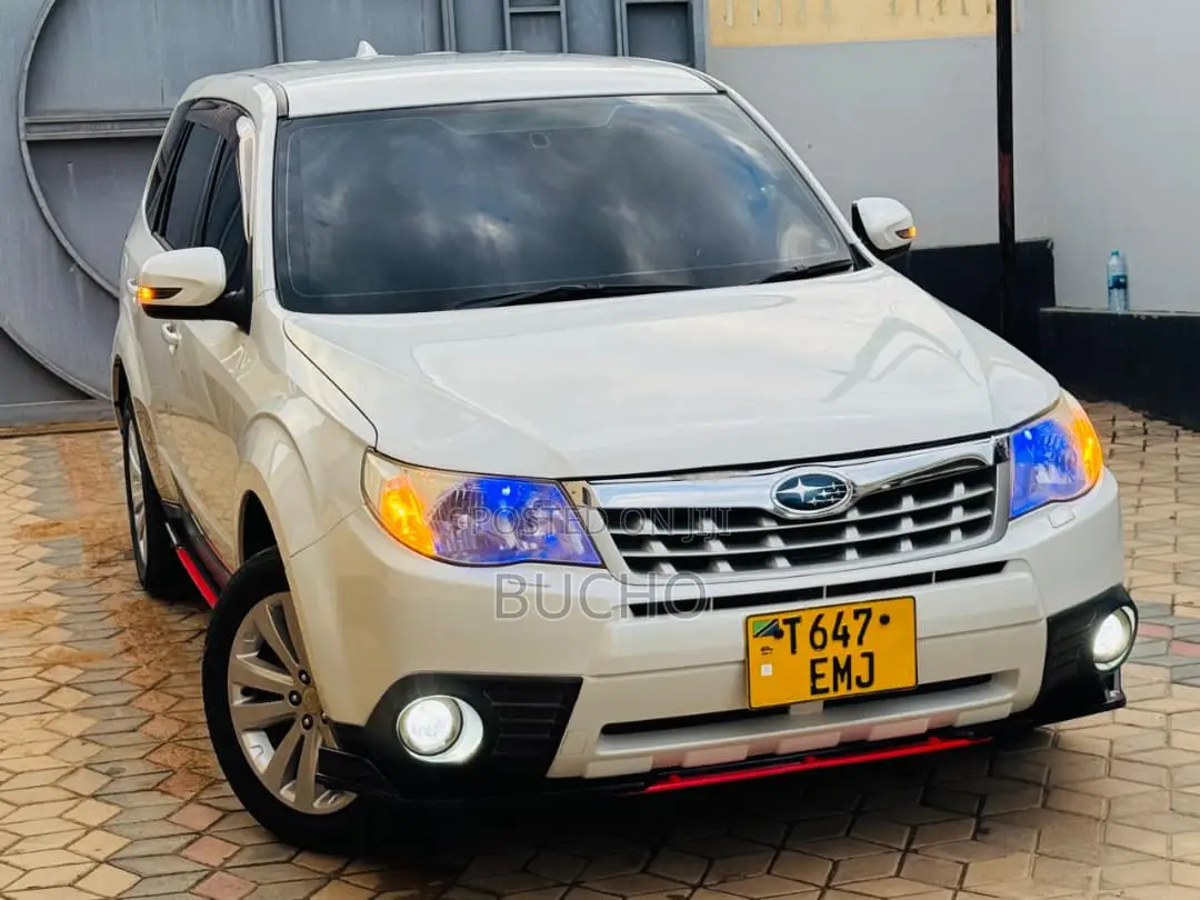 Subaru Forester 2011 White