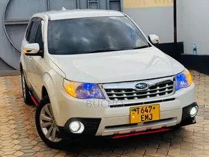 Subaru Forester 2011 White