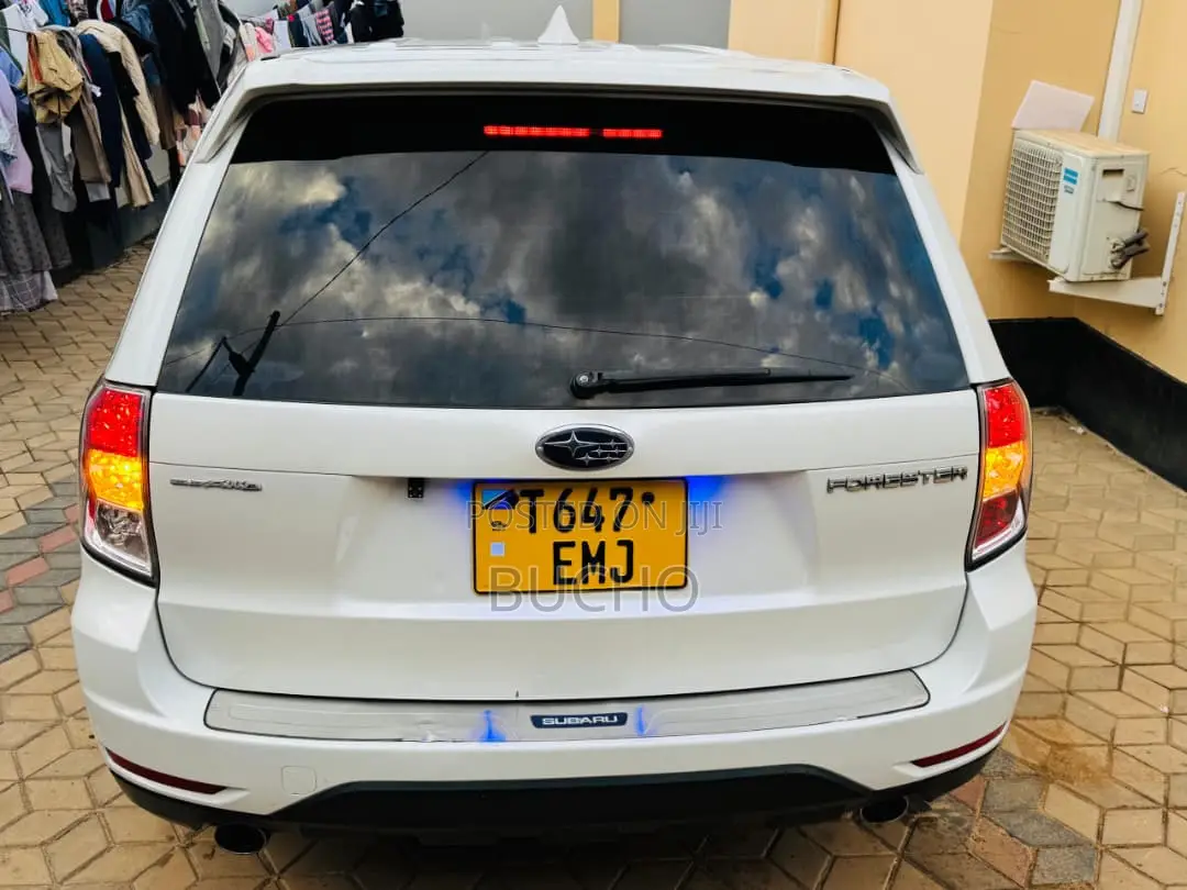 Subaru Forester 2011 White