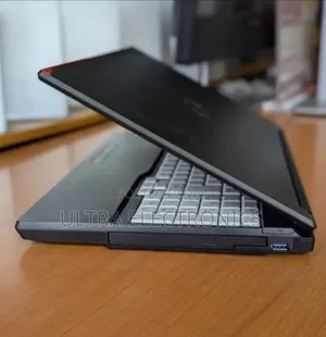 Laptop 8GB Intel Core i5 SSD 256GB