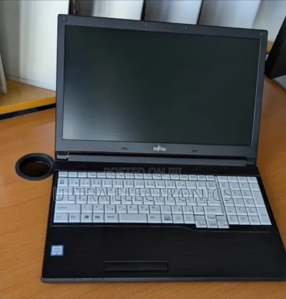 Laptop 8GB Intel Core i5 SSD 256GB