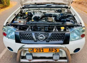Nissan Hardbody 2007 Pearl