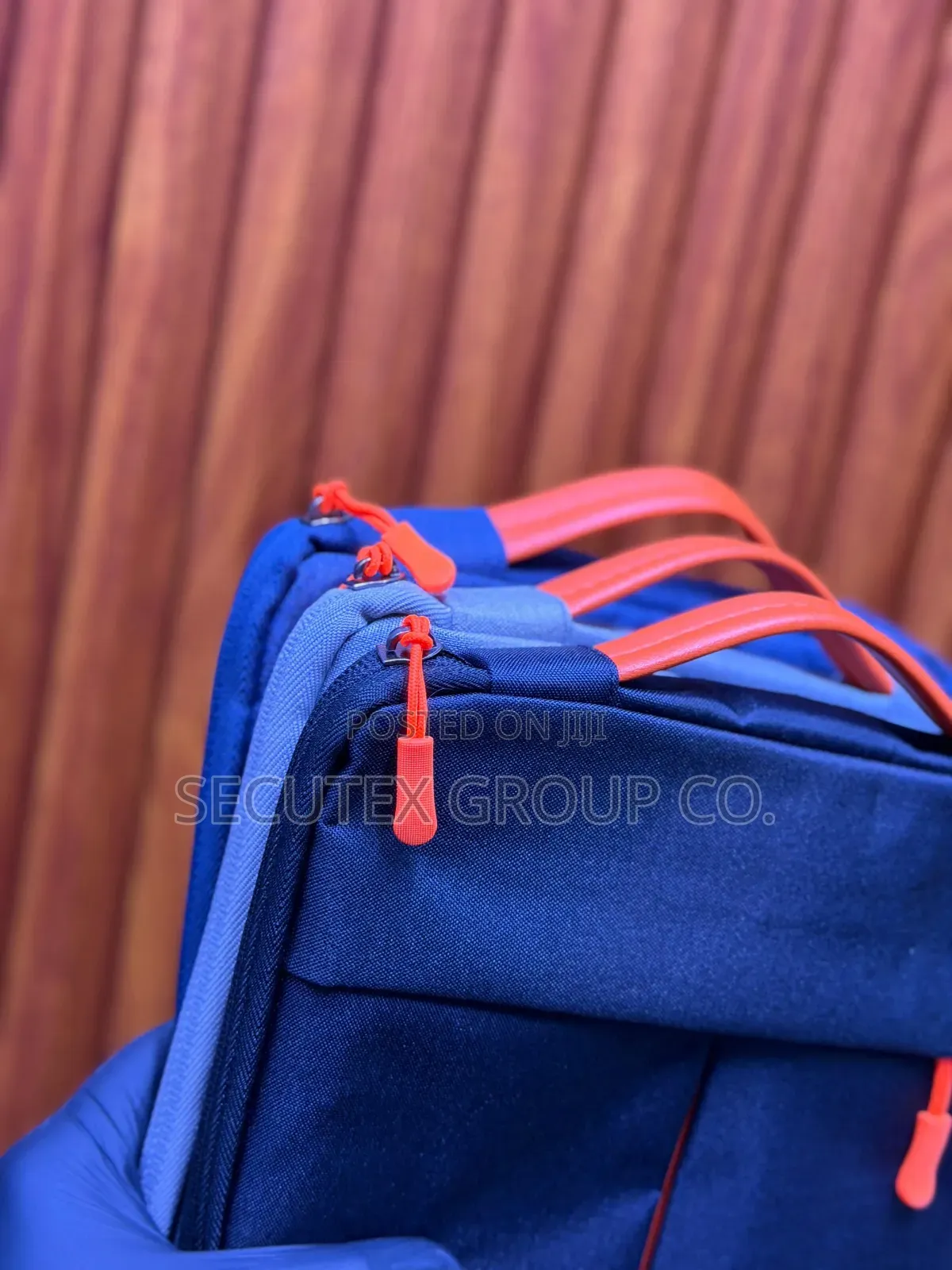 Brand New Laptop Bag –| Durable & Stylish
