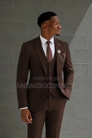 Black Smart Men’s Brown Mandarin Collar Suit –