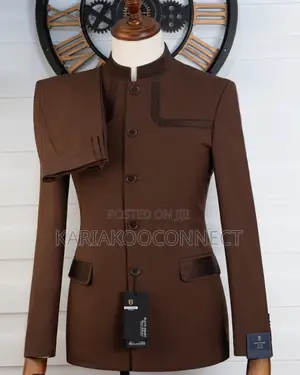 Black Smart Men’s Brown Mandarin Collar Suit –