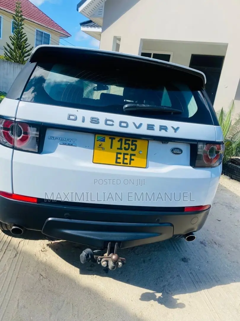 Land Rover Discovery 2015 White