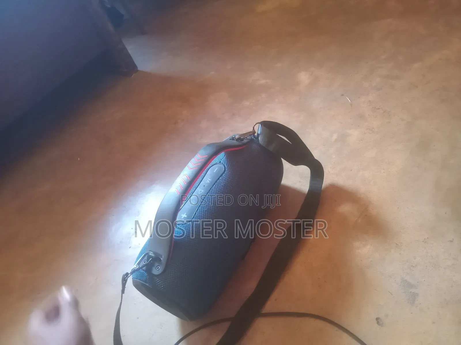 Sunder Speaker