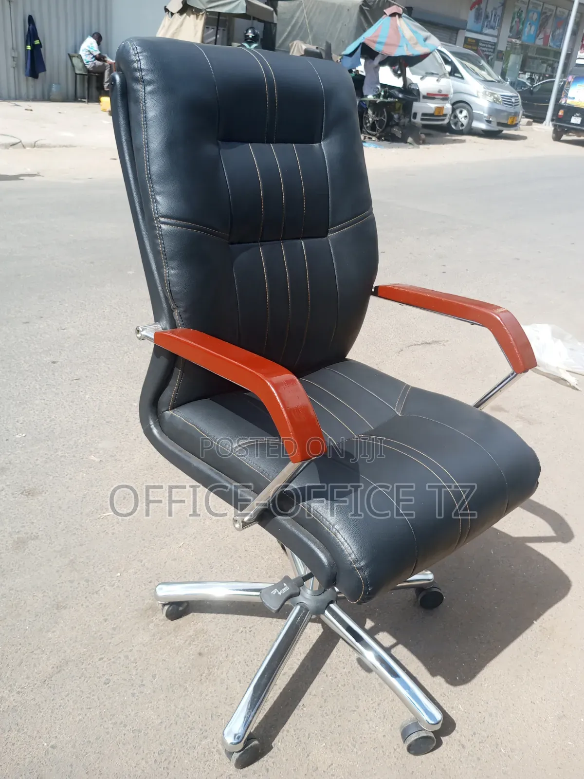 Office Chair Used (Wooden Handle)