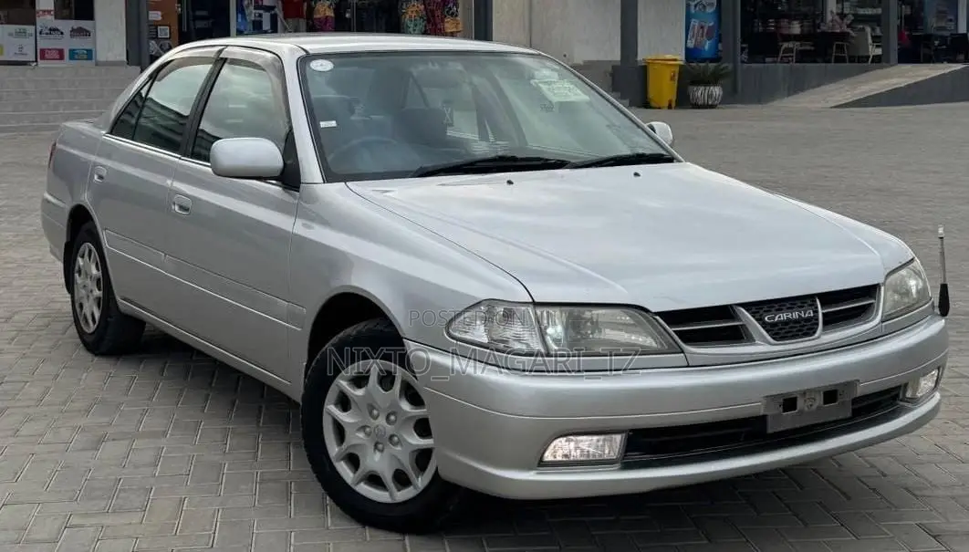 Toyota Carina 2001 Silver