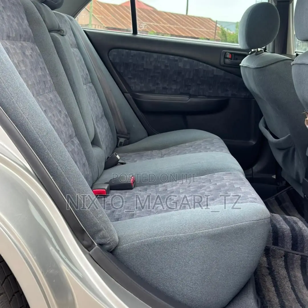 Toyota Carina 2001 Silver