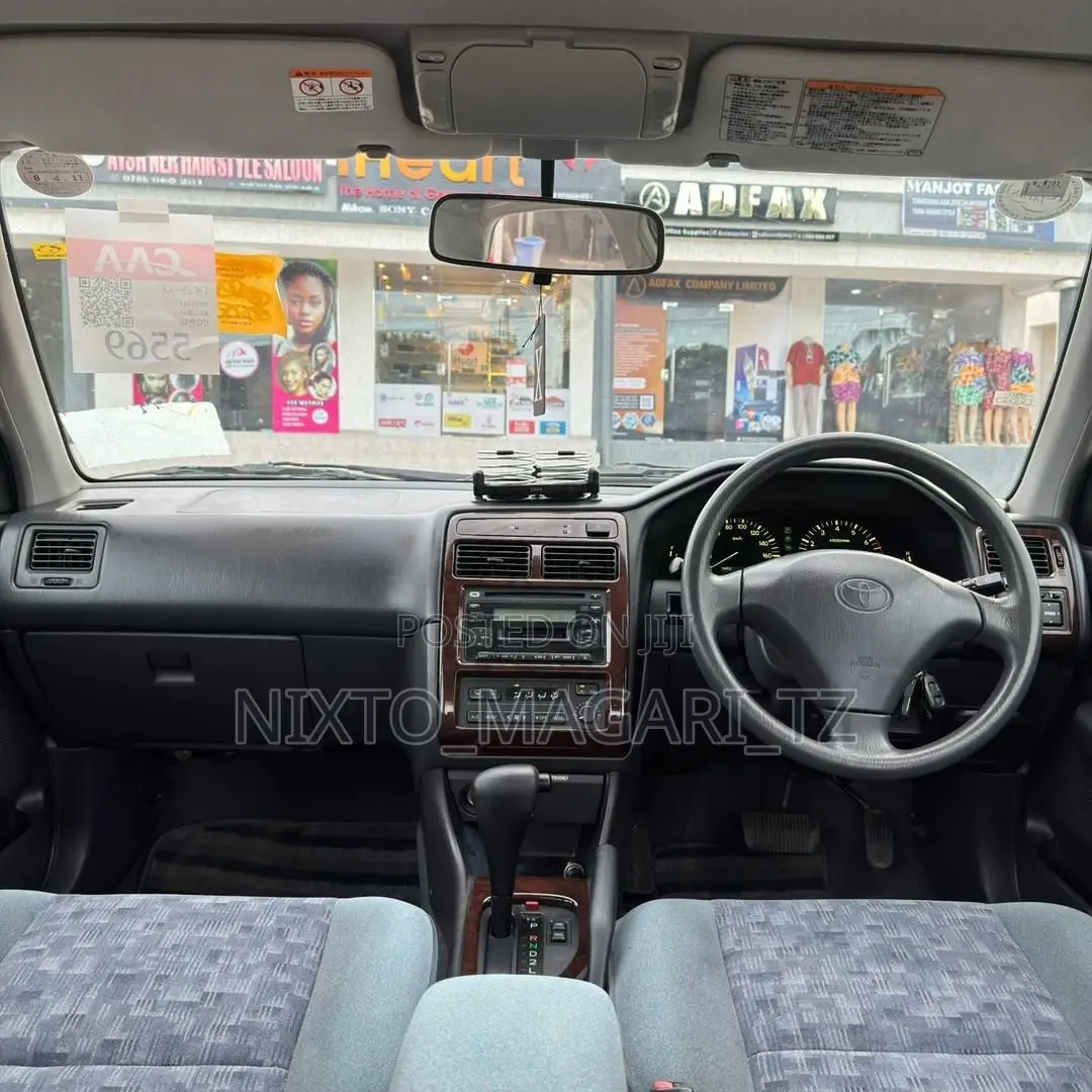 Toyota Carina 2001 Silver