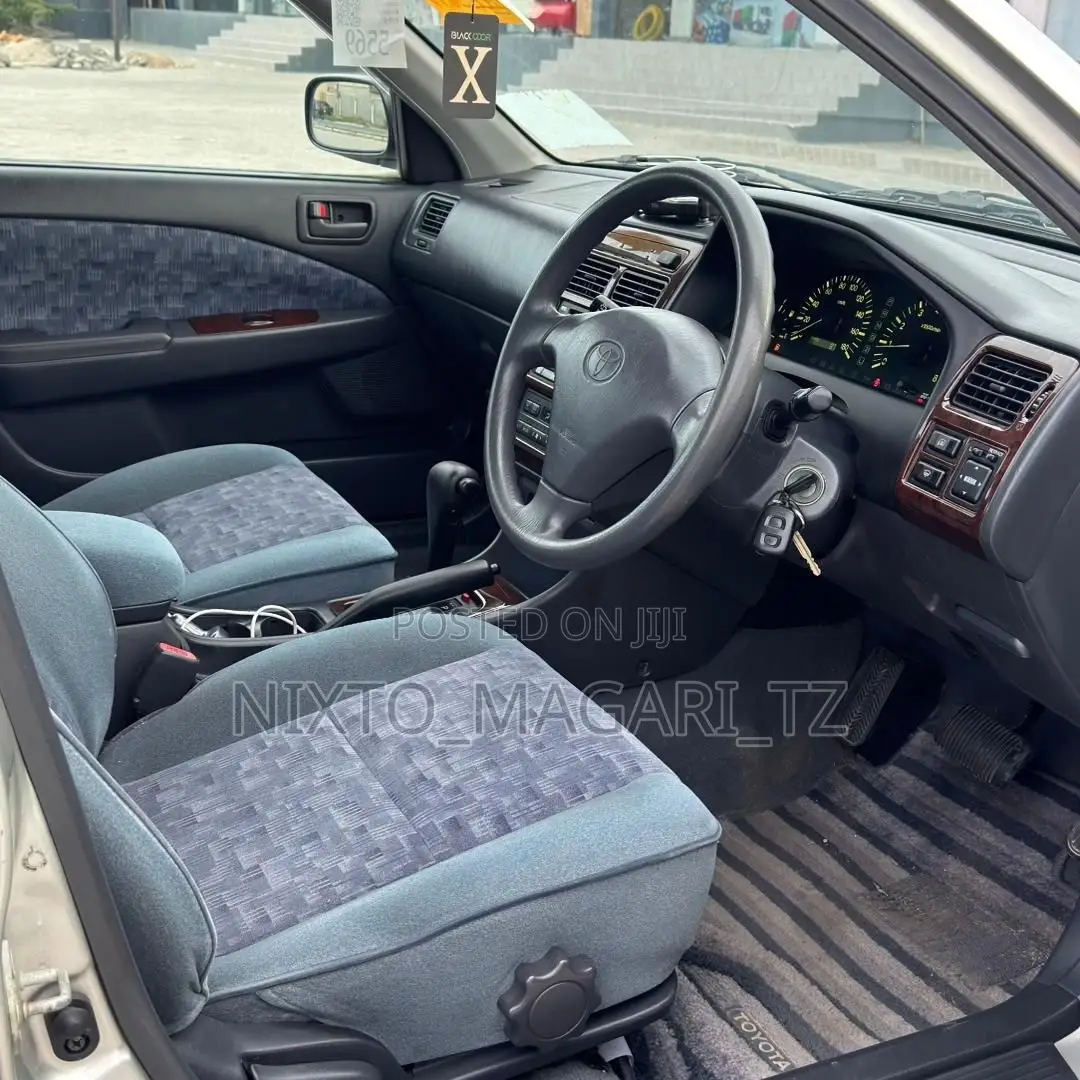 Toyota Carina 2001 Silver