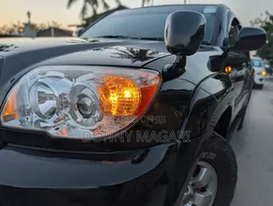 Toyota Hilux 2008 Black