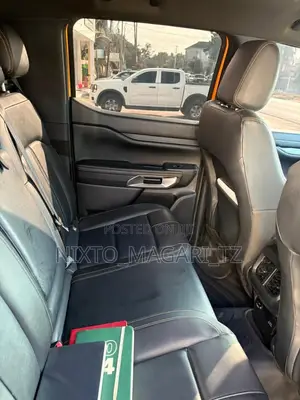 Ford Ranger Wildtrak 2023 Burgundy