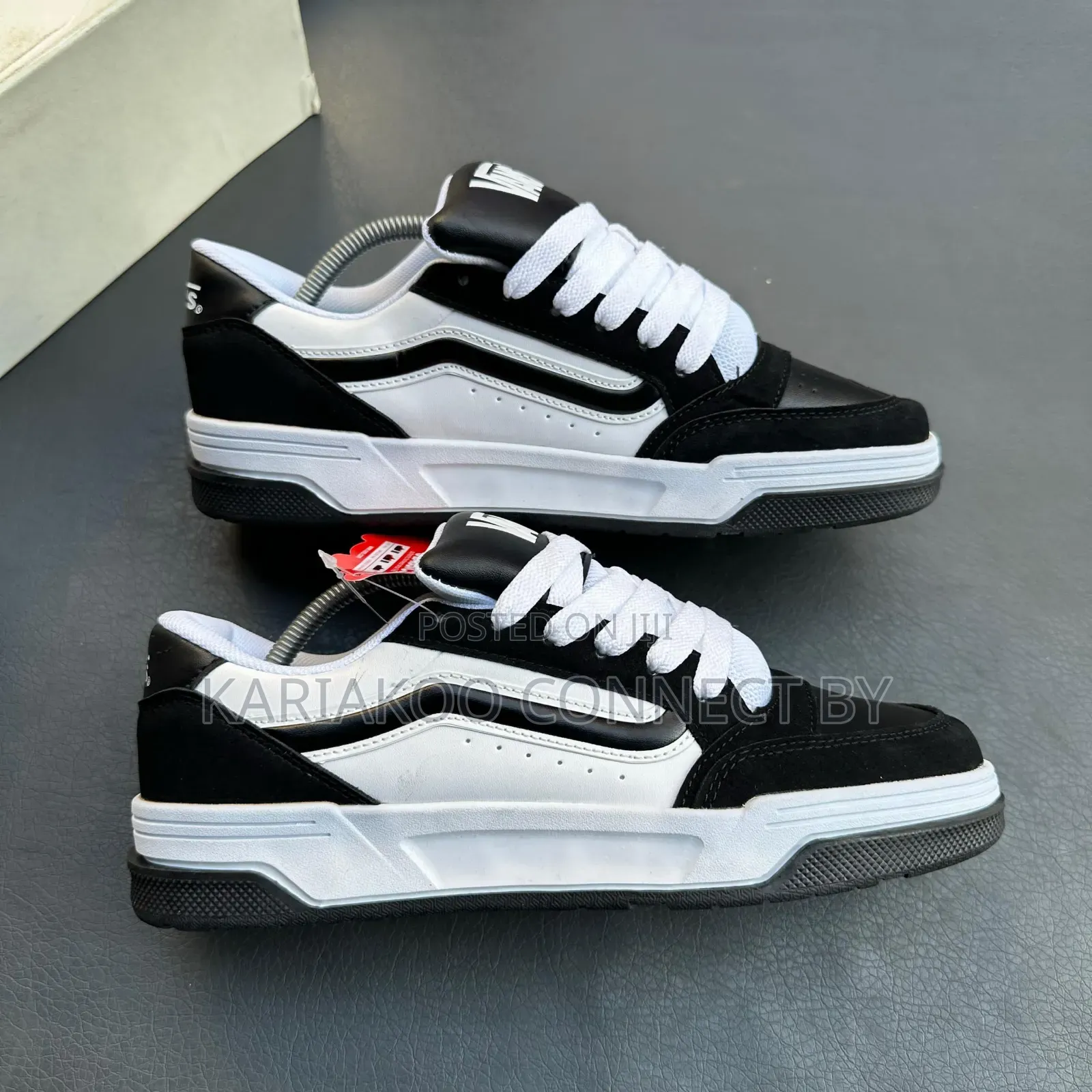 Classic Vans Low-Top Casual Shoes🔥👟