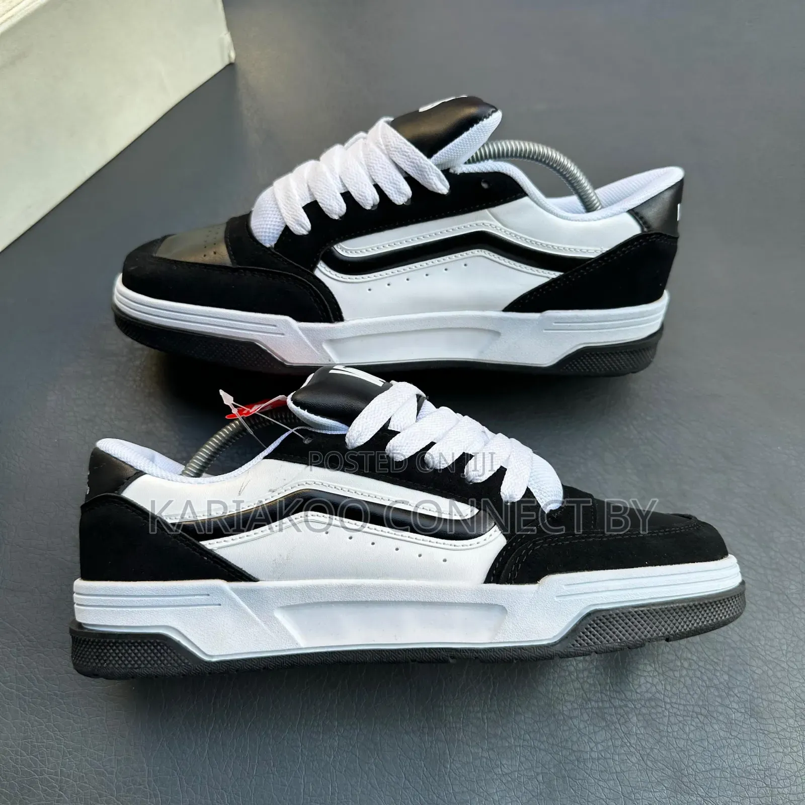 Classic Vans Low-Top Casual Shoes🔥👟