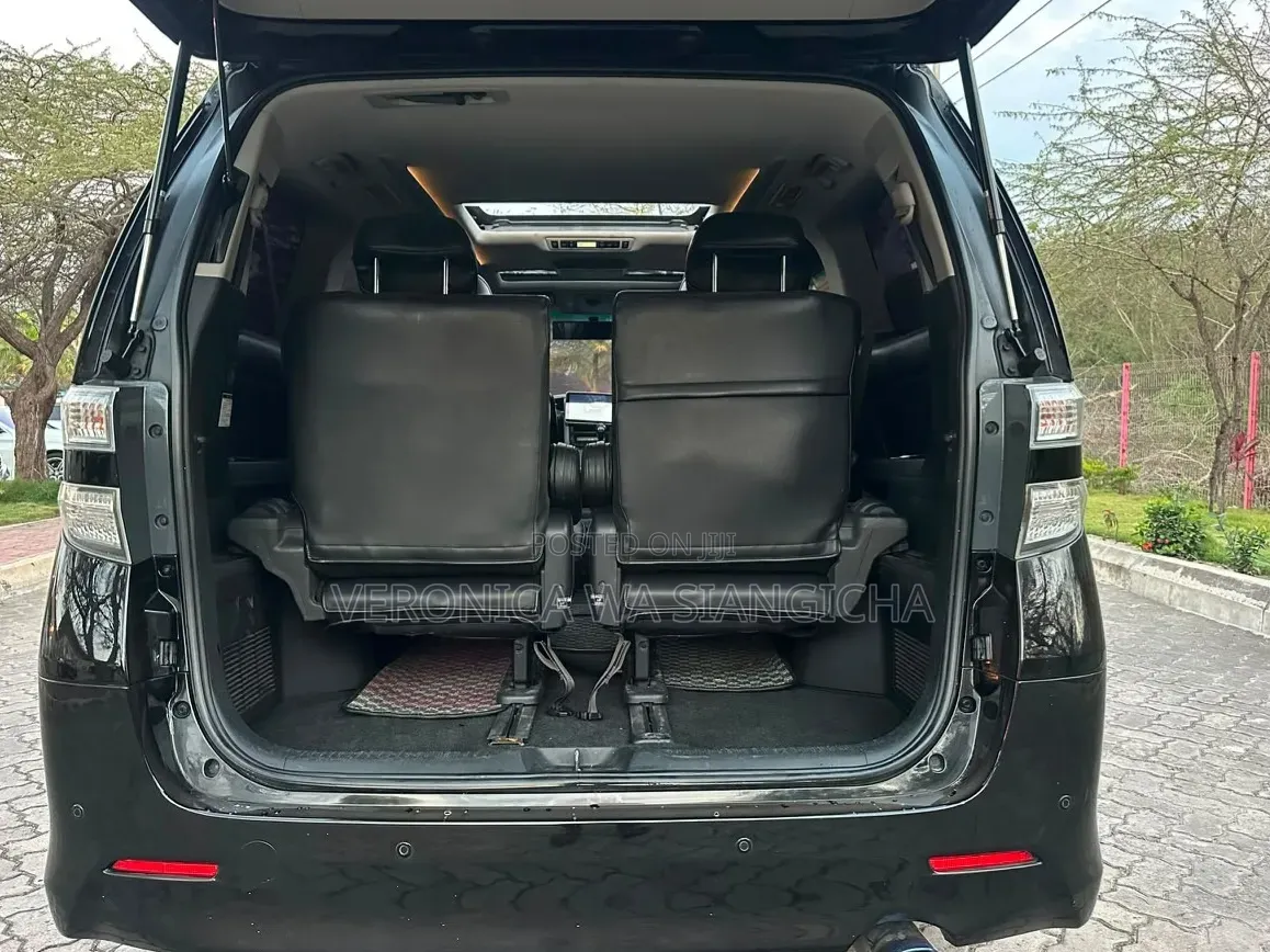 Toyota Alphard 2009 Black