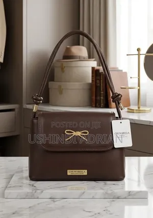 ✨ROYAL GLAM HANDBAG👜💎NEW STOCK✨Design Ya Kisasa Na Yenye Mvuto