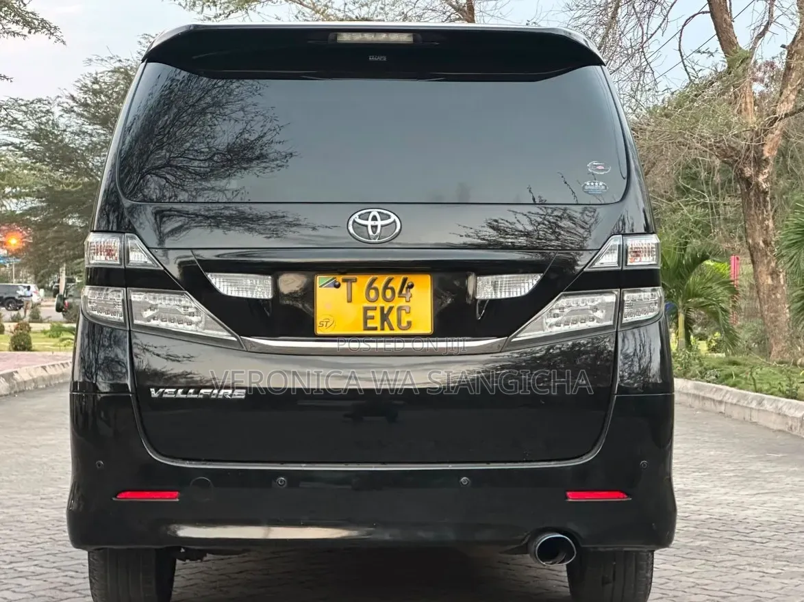 Toyota Alphard 2009 Black
