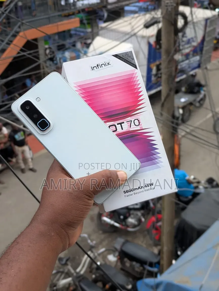 New Infinix Hot 70 256 GB White