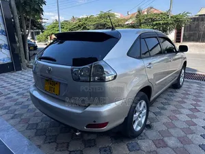 Toyota Harrier 2005 Beige