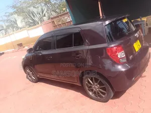 Toyota IST 2009 Purple