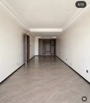 3bdrm Duplex in Oyster Bay for sale