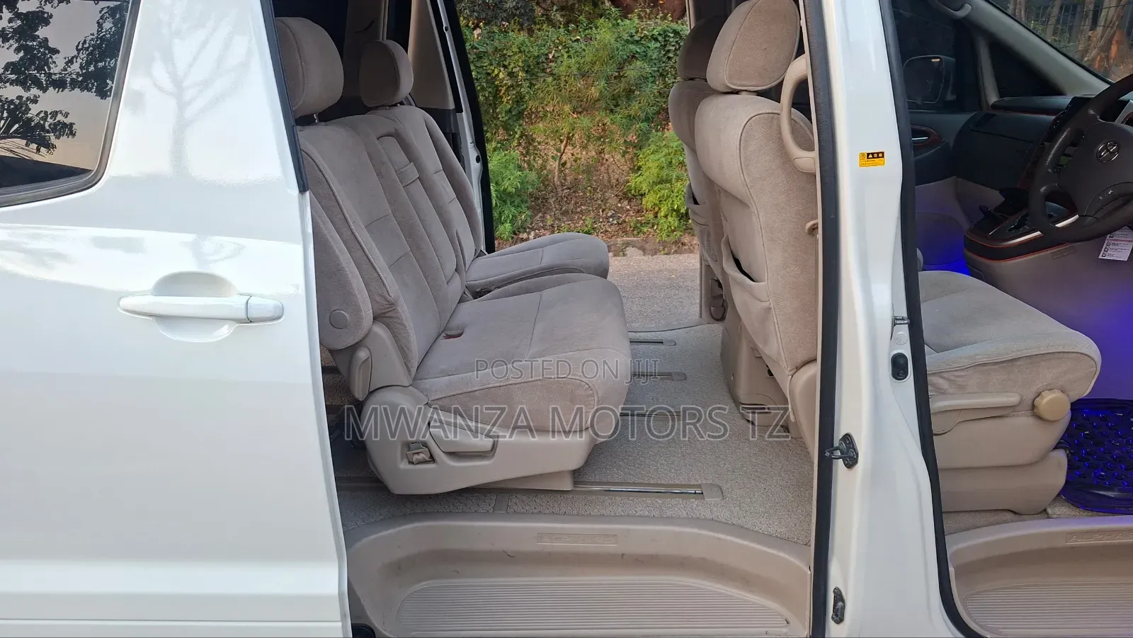 Toyota Land Cruiser Prado 2017 White
