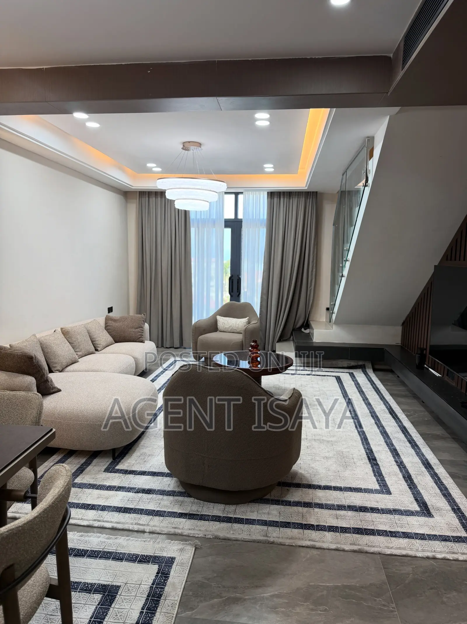 Furnished 3bdrm Apartment in Oyster Bay for rent