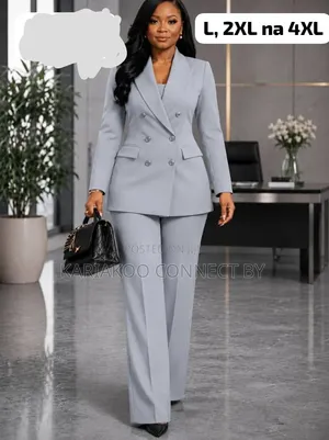 Executive Double-Breasted Women’s Pant Suit🔥👗
