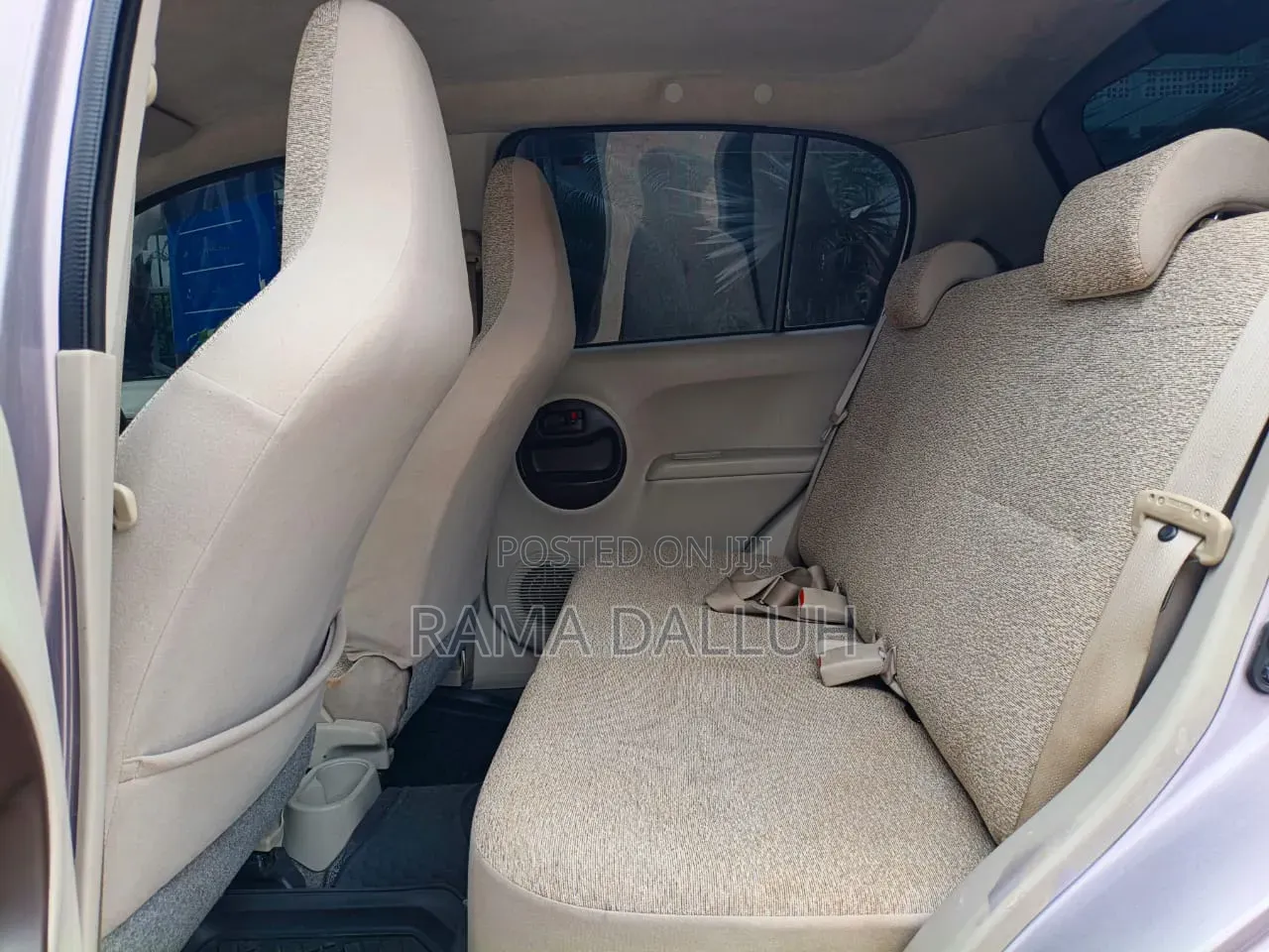 Toyota Passo 2011 Pink