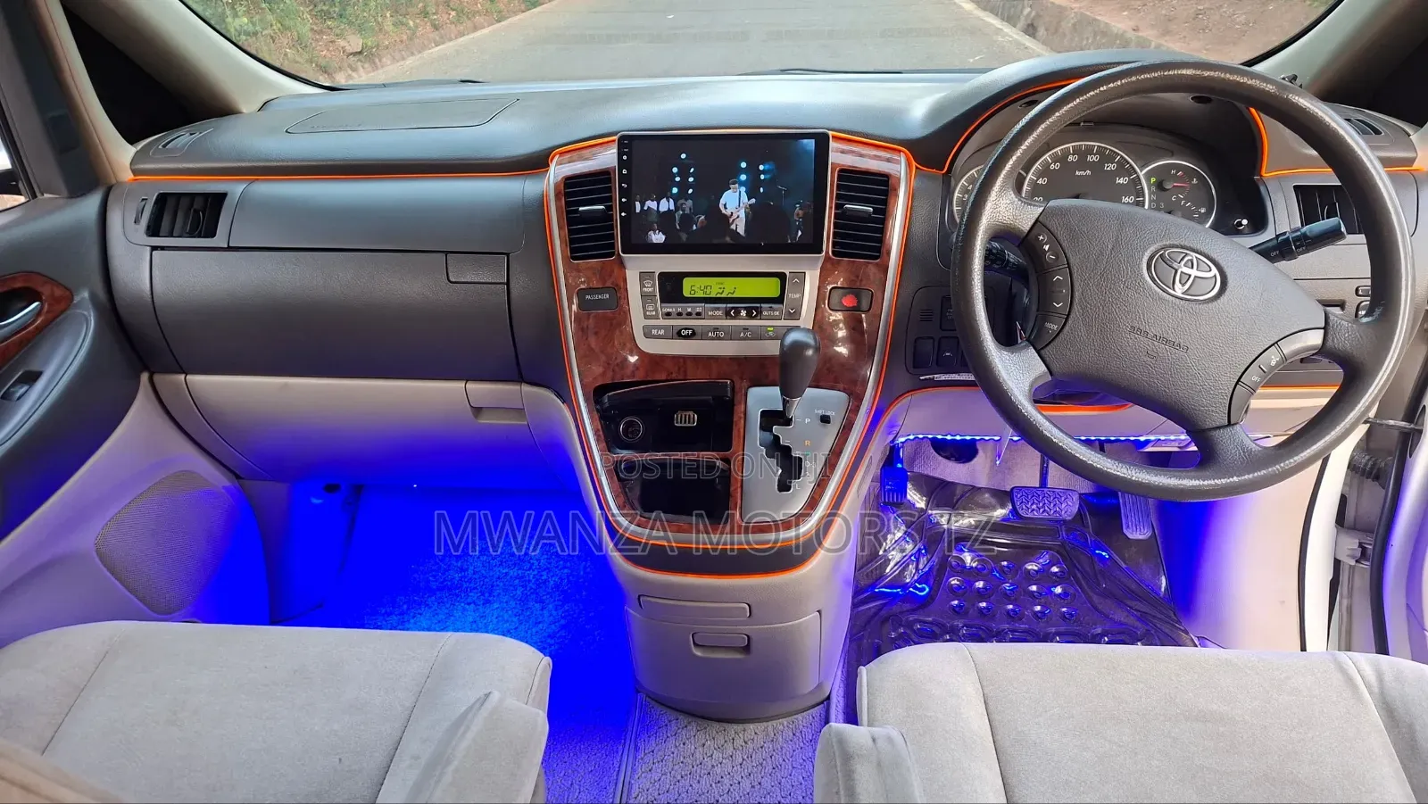 Toyota Alphard 2007 White
