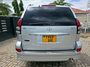 Toyota Land Cruiser Prado 2006 Silver