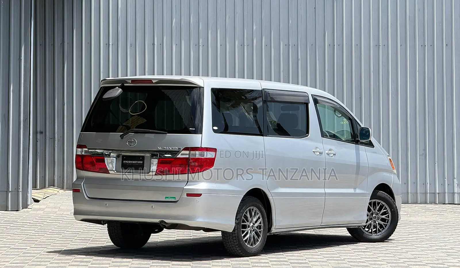 Toyota Alphard 2004 Silver