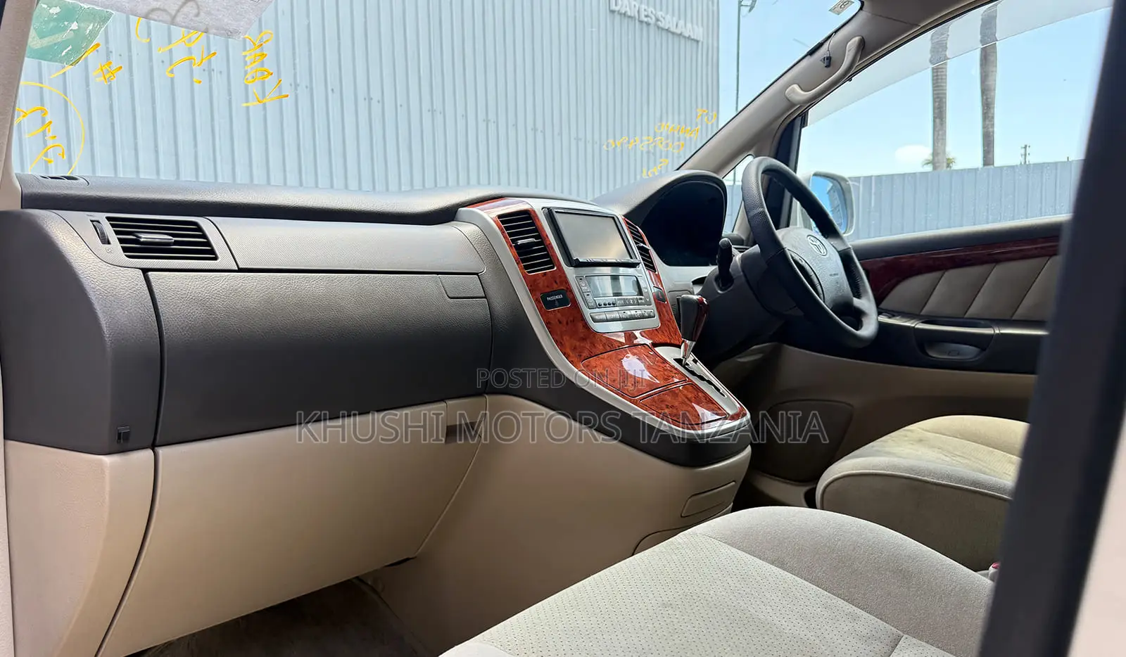 Toyota Alphard 2004 Silver