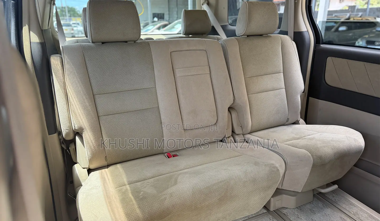 Toyota Alphard 2004 Silver
