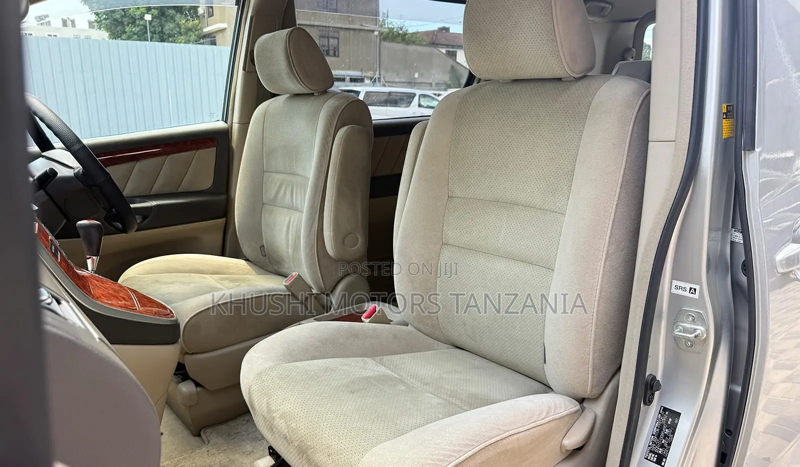 Toyota Alphard 2004 Silver