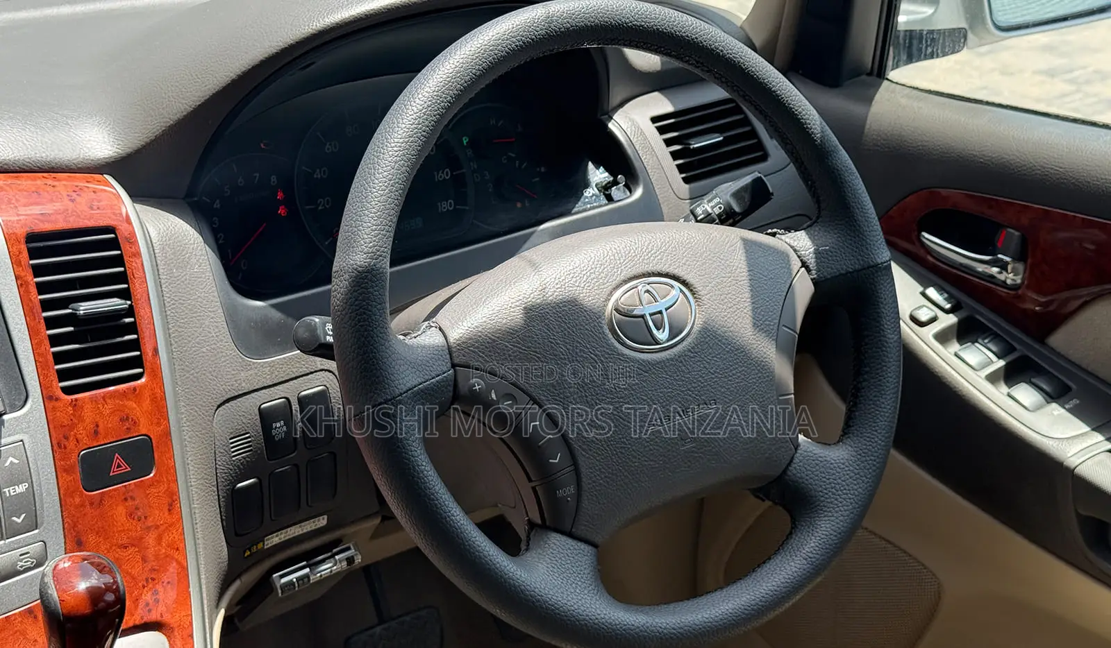 Toyota Alphard 2004 Silver