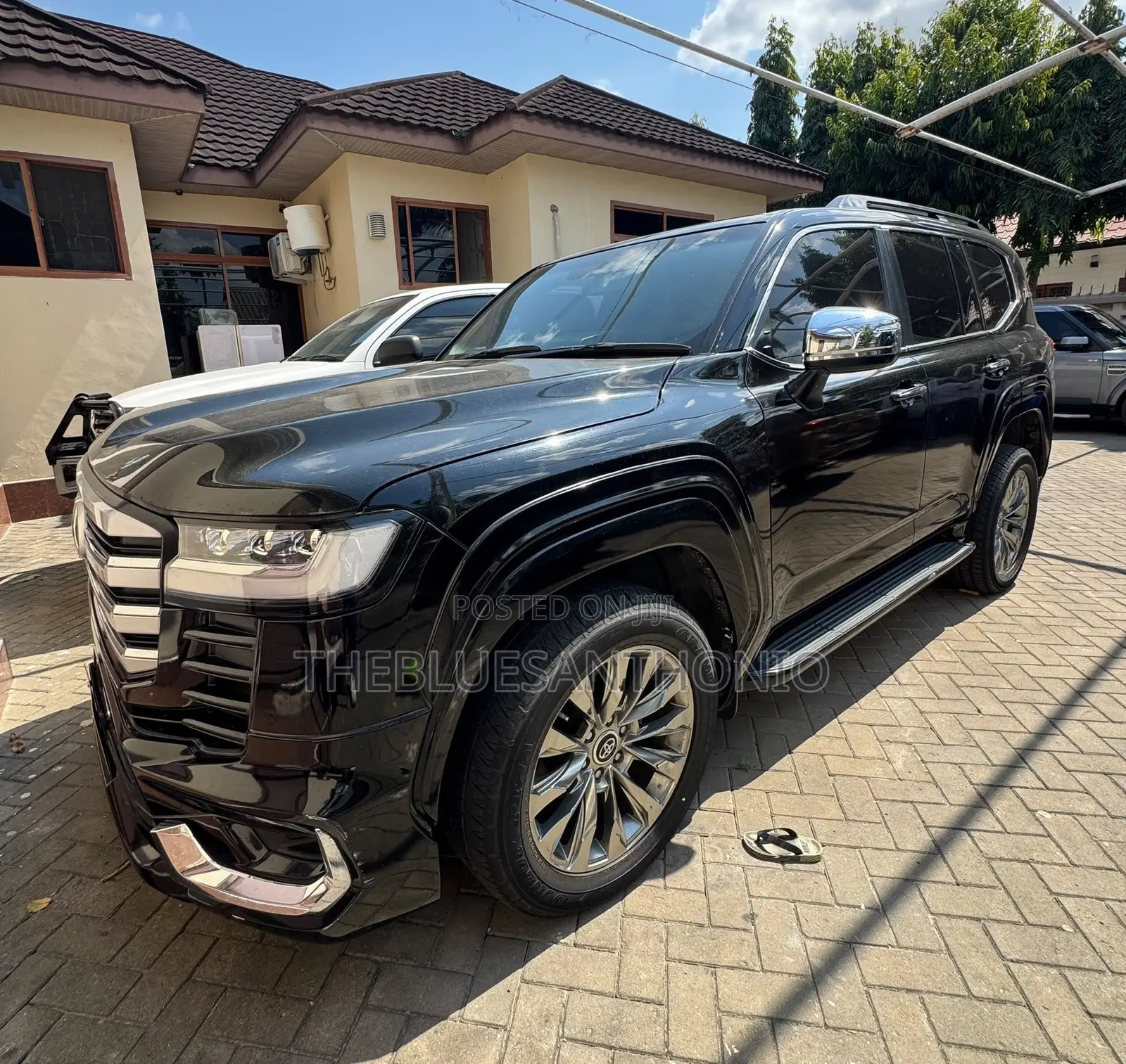Toyota Land Cruiser 2023 Black