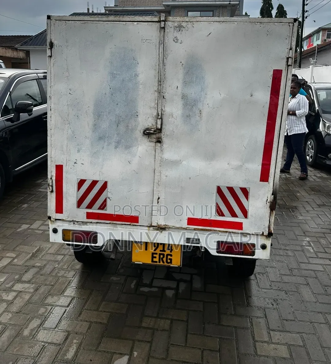 Suzuki CARRY TRUCK 2014 White