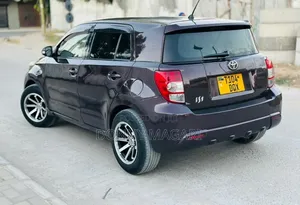 Toyota IST 2009 Black