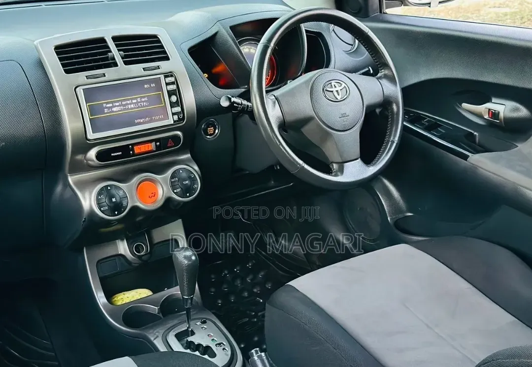 Toyota IST 2009 Black